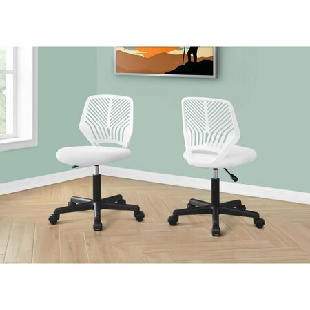 DAPHNES DINNETTE White Juvenile & Black Base on Castors Office Chair DA3067109